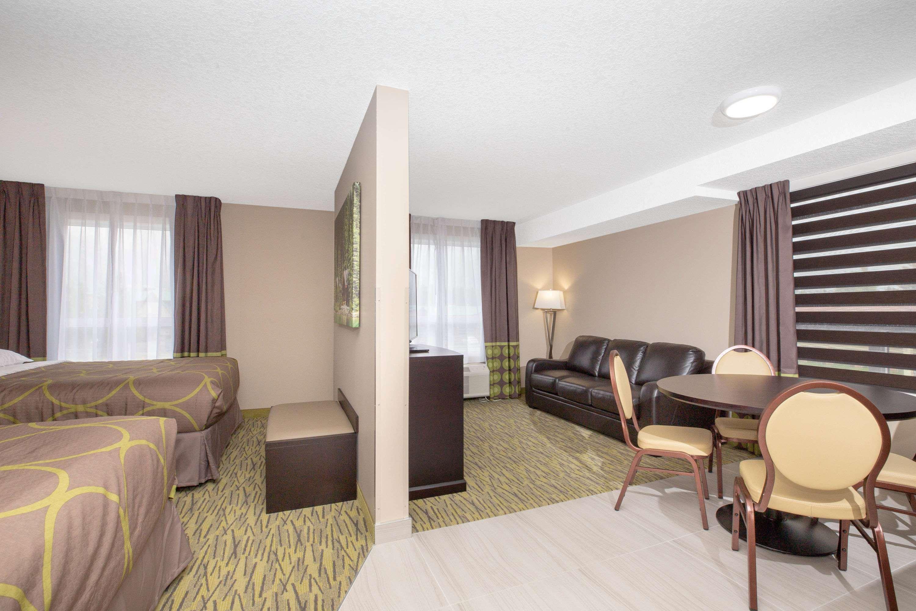 Super 8 By Wyndham Canmore Buitenkant foto