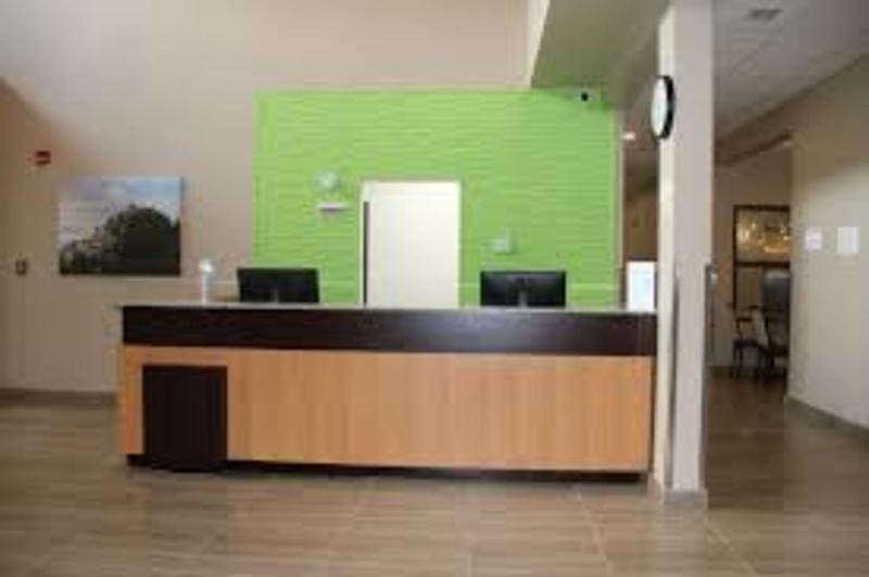 Super 8 By Wyndham Canmore Buitenkant foto