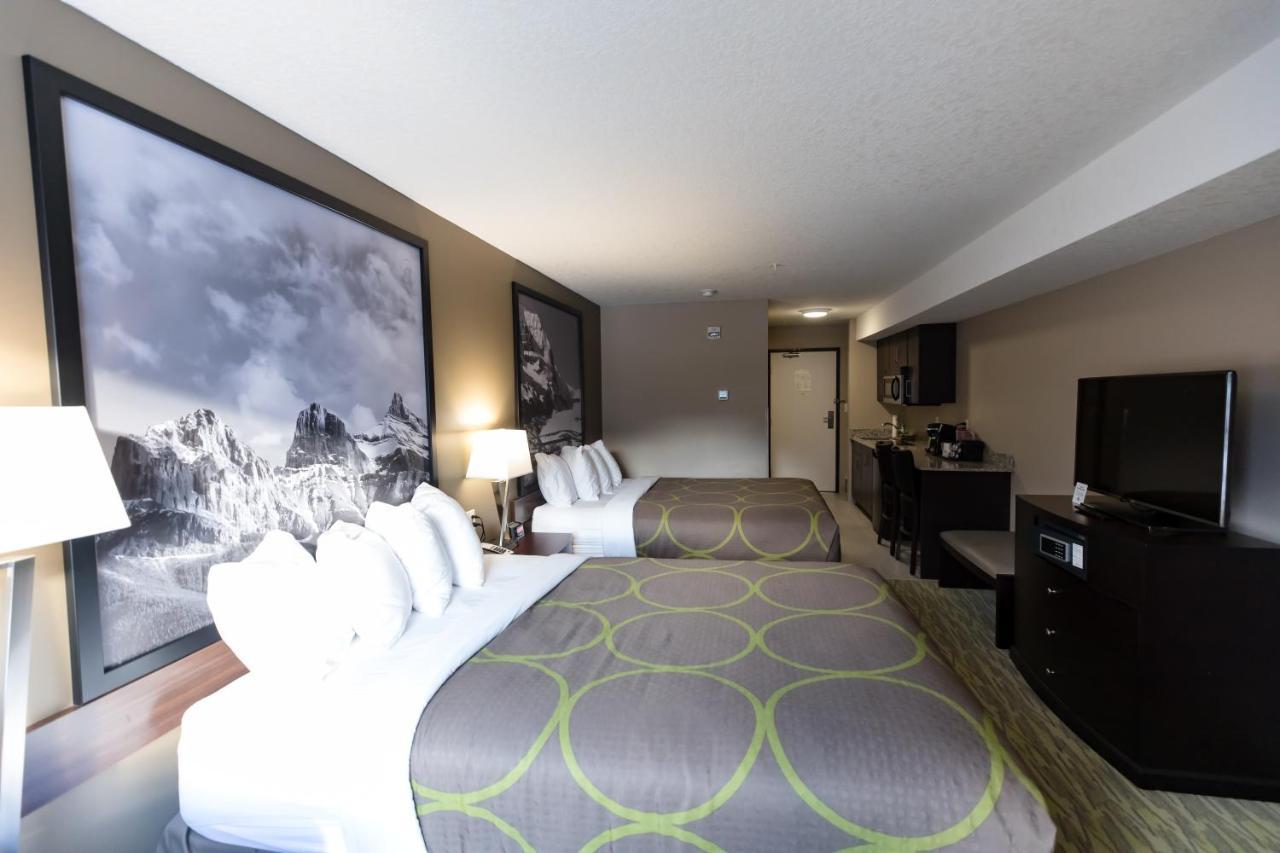 Super 8 By Wyndham Canmore Buitenkant foto